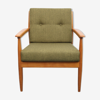 1960s armchair in cherrywood, new cushions in green