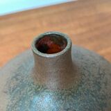 Minimalist ceramic vase from a German studio by Siegfried Gramann for Töpferhof Römhild, 1960s.