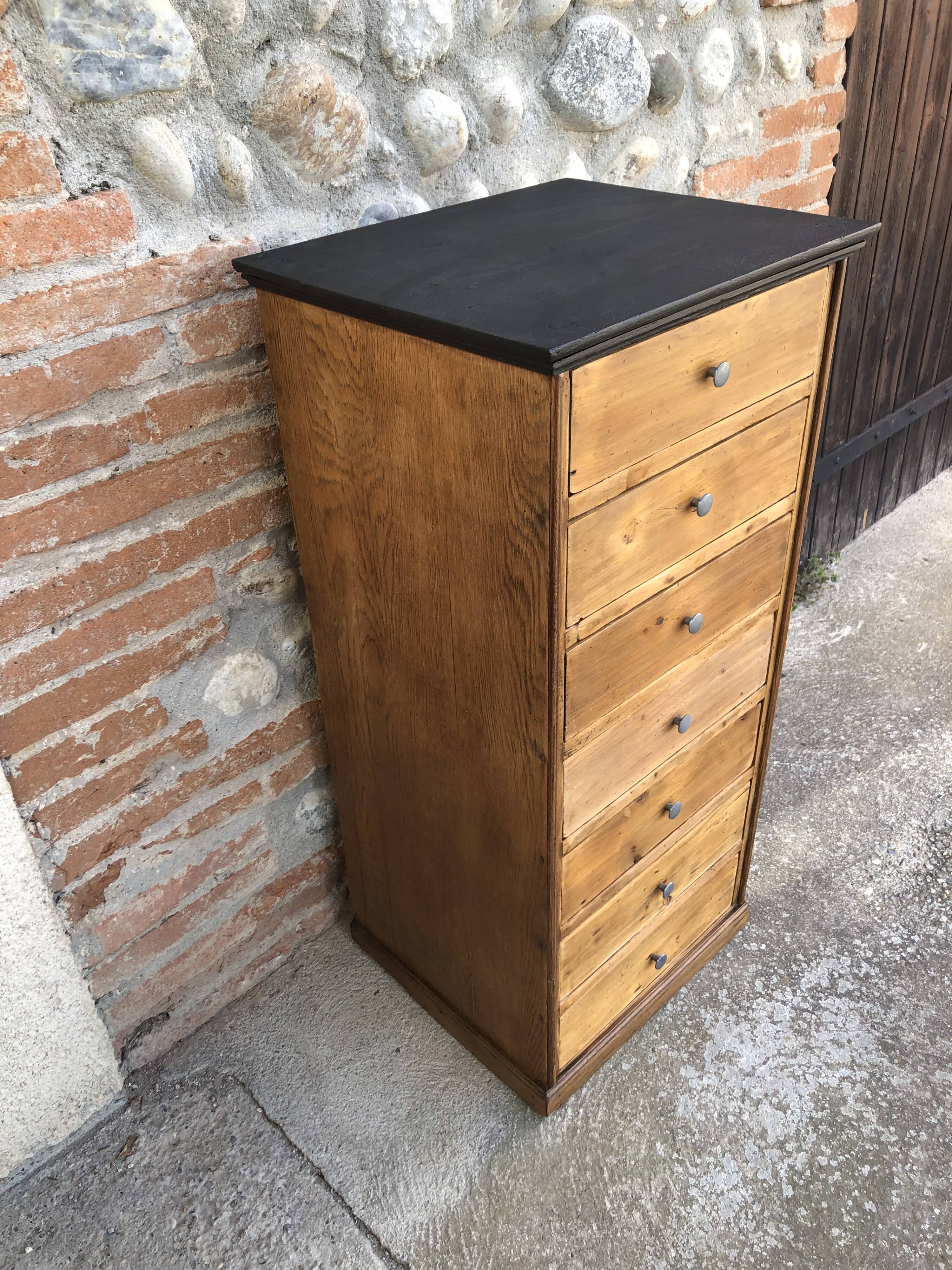 Semainier chiffonnier