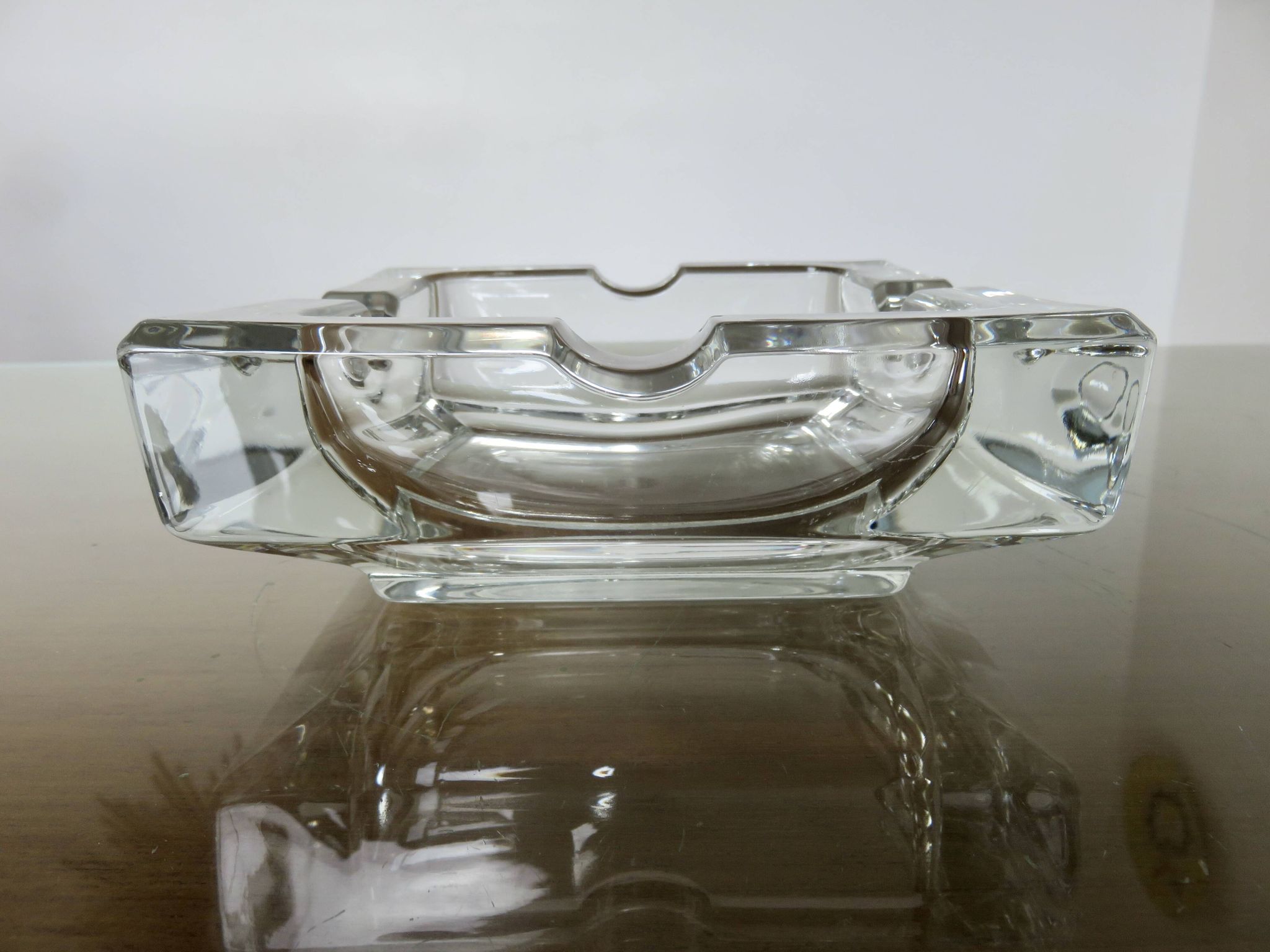 Grand cendrier de table en cristal, France, années 70