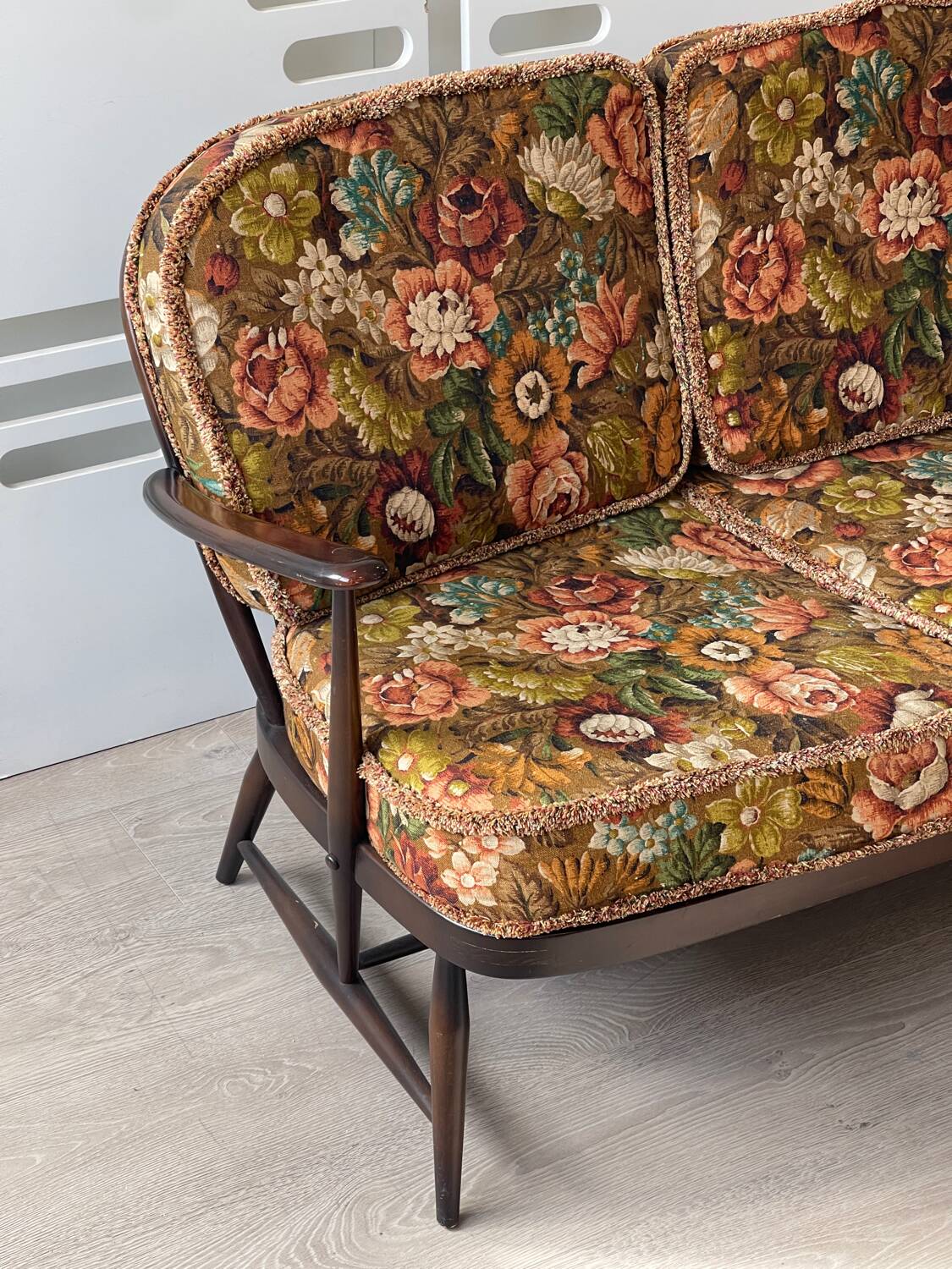 Banquette 2 places Ercol, modèle Windsor