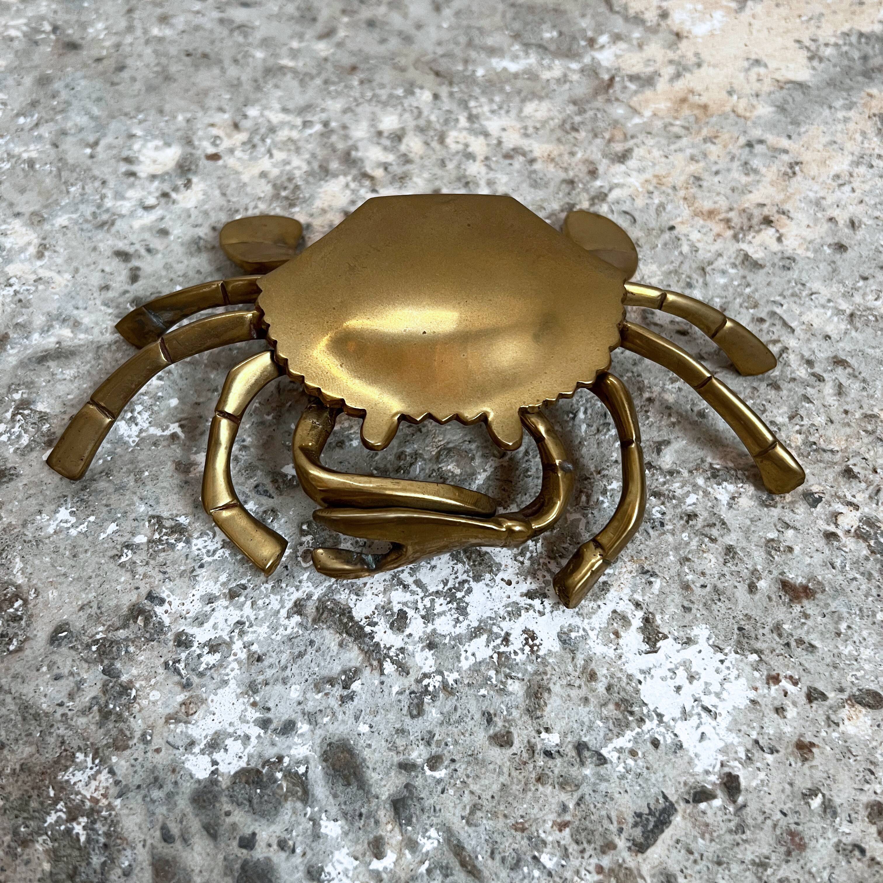 Vintage brass ashtray crab