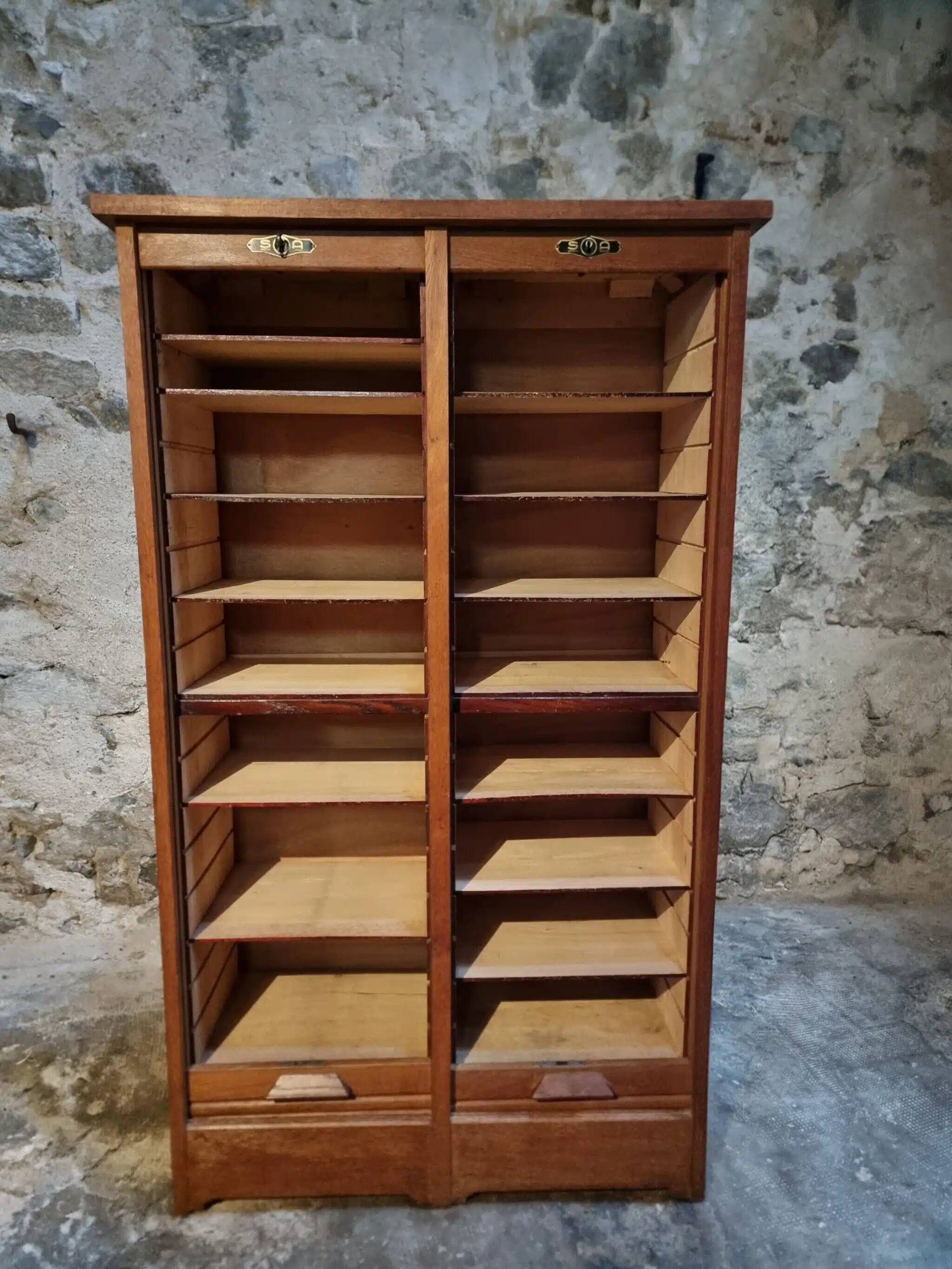 Vintage drum cabinet in French oak from the 1930s.