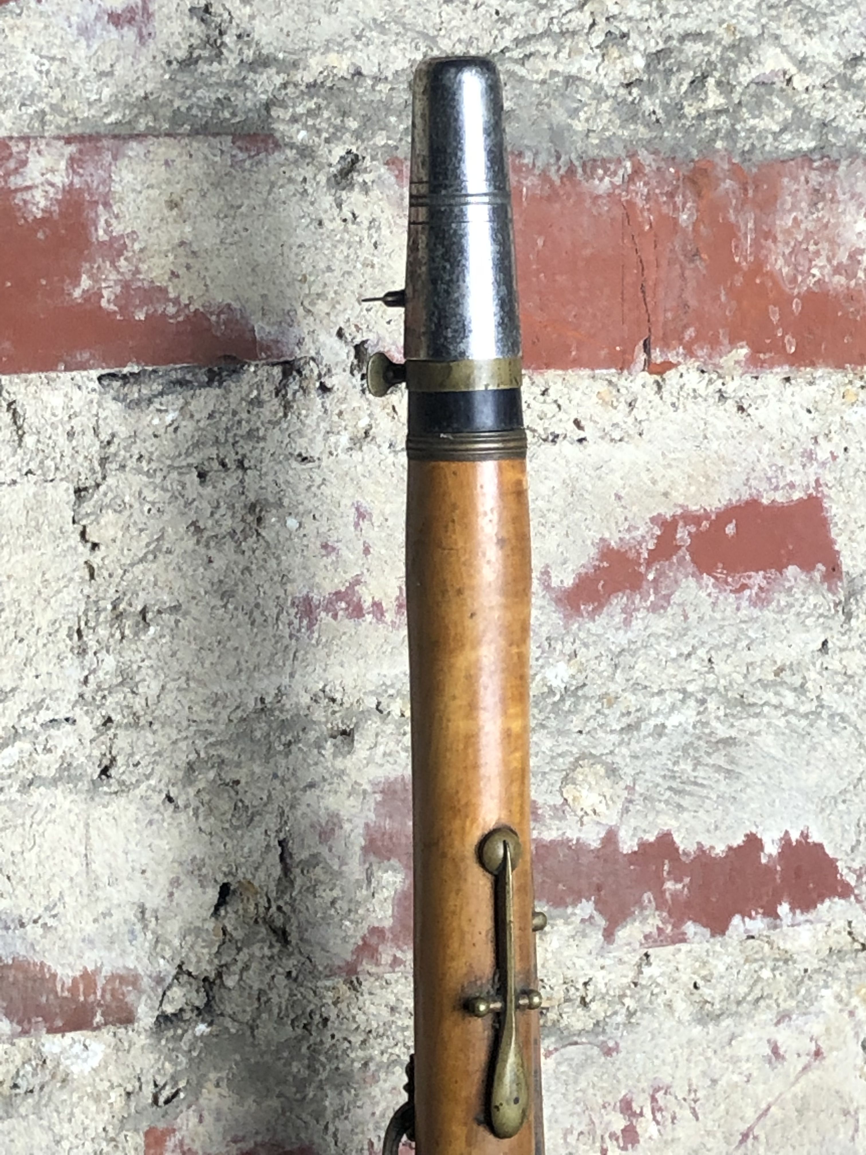 Ancient clarinet in boxwood Dupeyrat.  Allemans French manufacture 1910