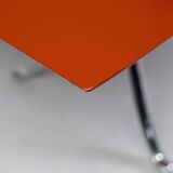 Ribbed table