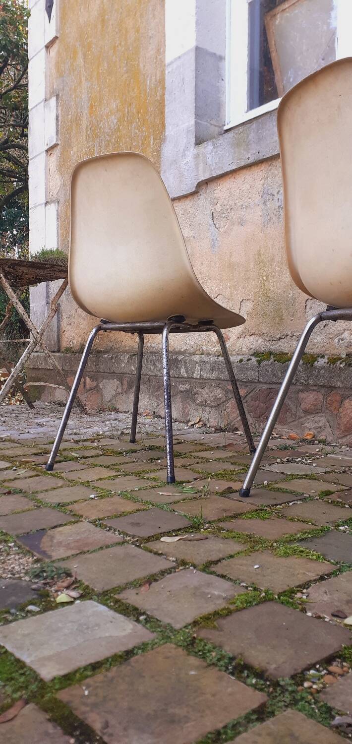 Pair of 1970s DSX chairs by Charles and Ray Eames for Herman Miller