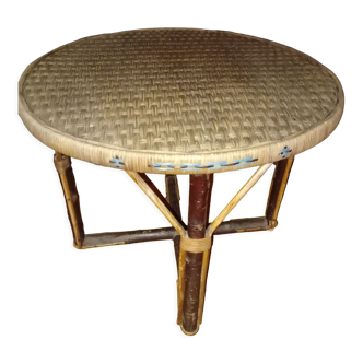 Table basse en rotin ancienne