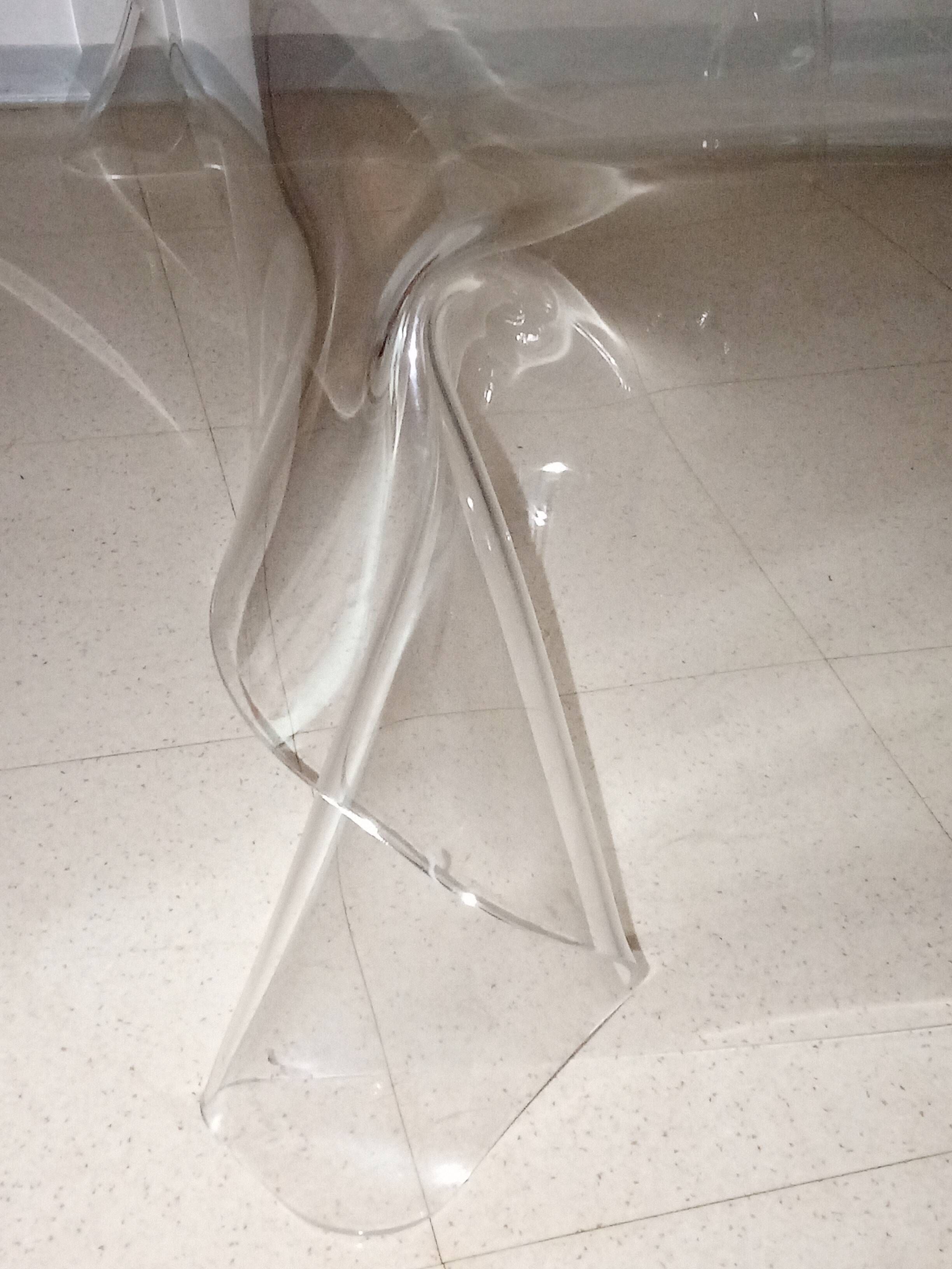 Low table plexiglass