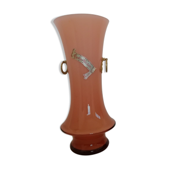 Vase en opaline