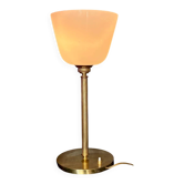 "Senator" lamp in brass and opaline.