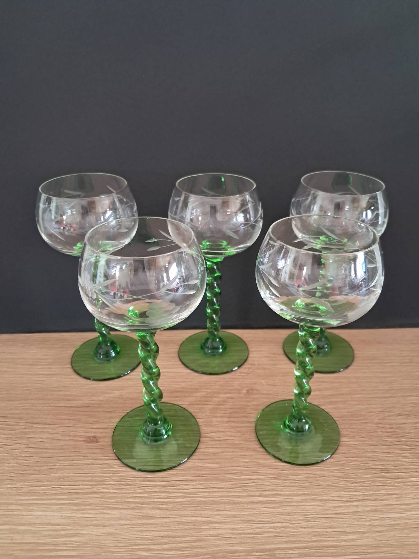 5 white wine glasses from Alsace from the 1970s