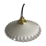 White opaline suspension