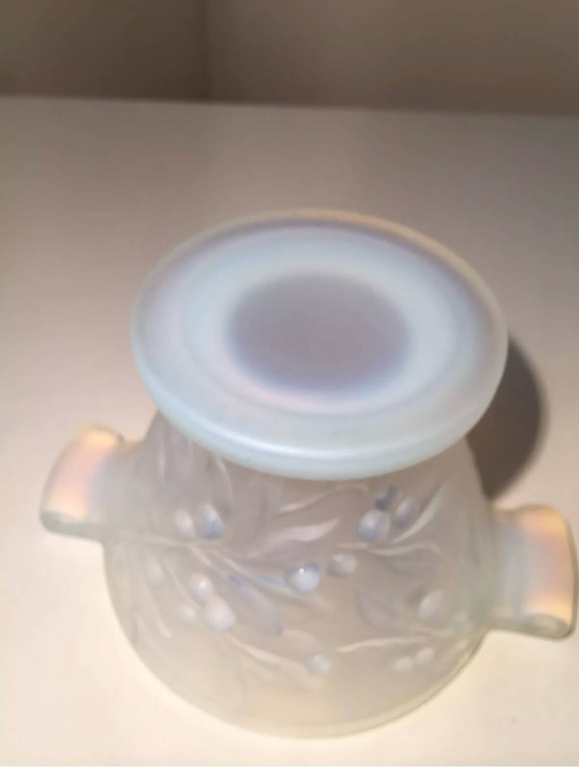 Opalescent glass footed bowl with mistletoe decor Etling France Art Deco 19