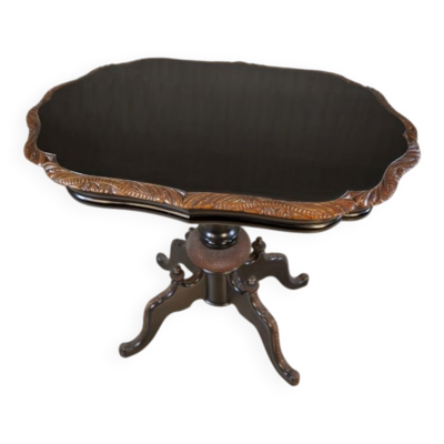 Table basse antique avec plateau ovale