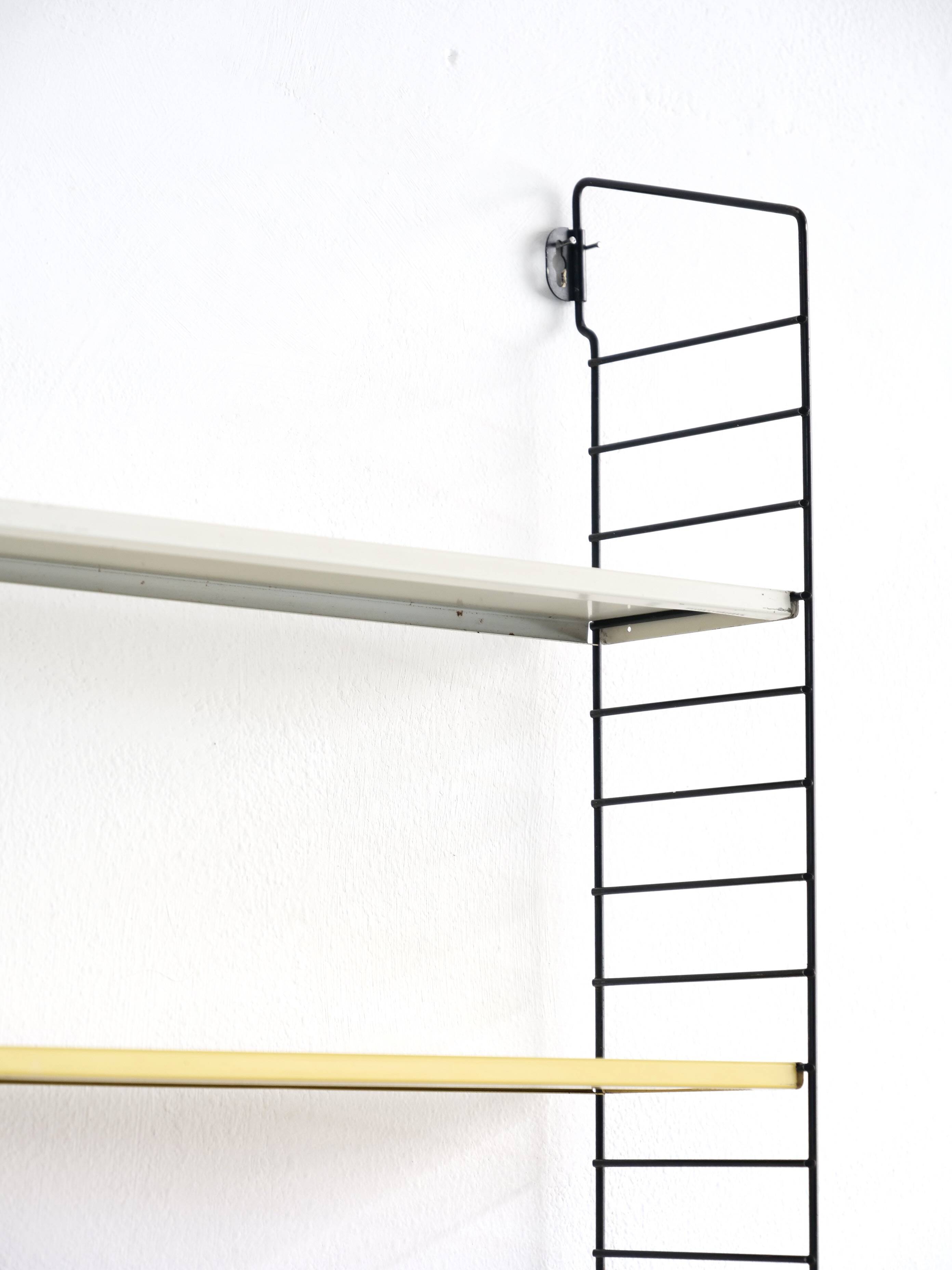 Tomado compact shelf