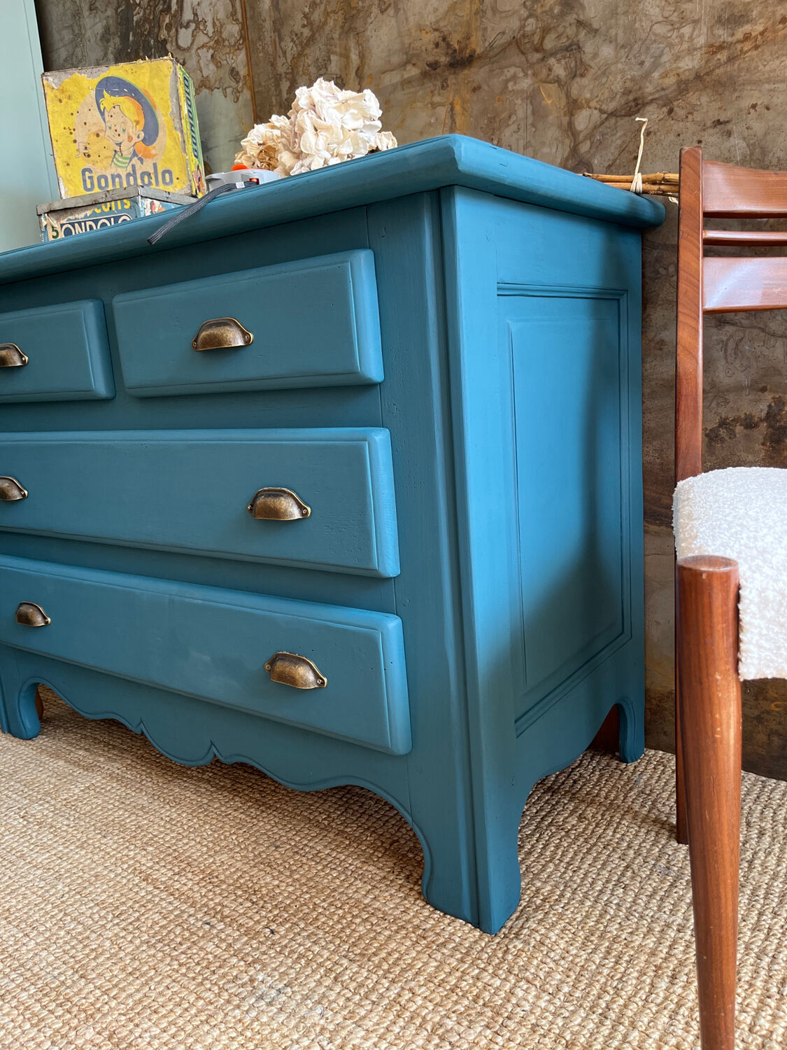 Oak chest of drawers pegged summer night