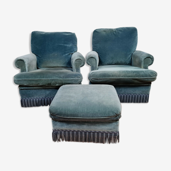 Paire de fauteuils & pouf en velours de gênes par Jean Prevost