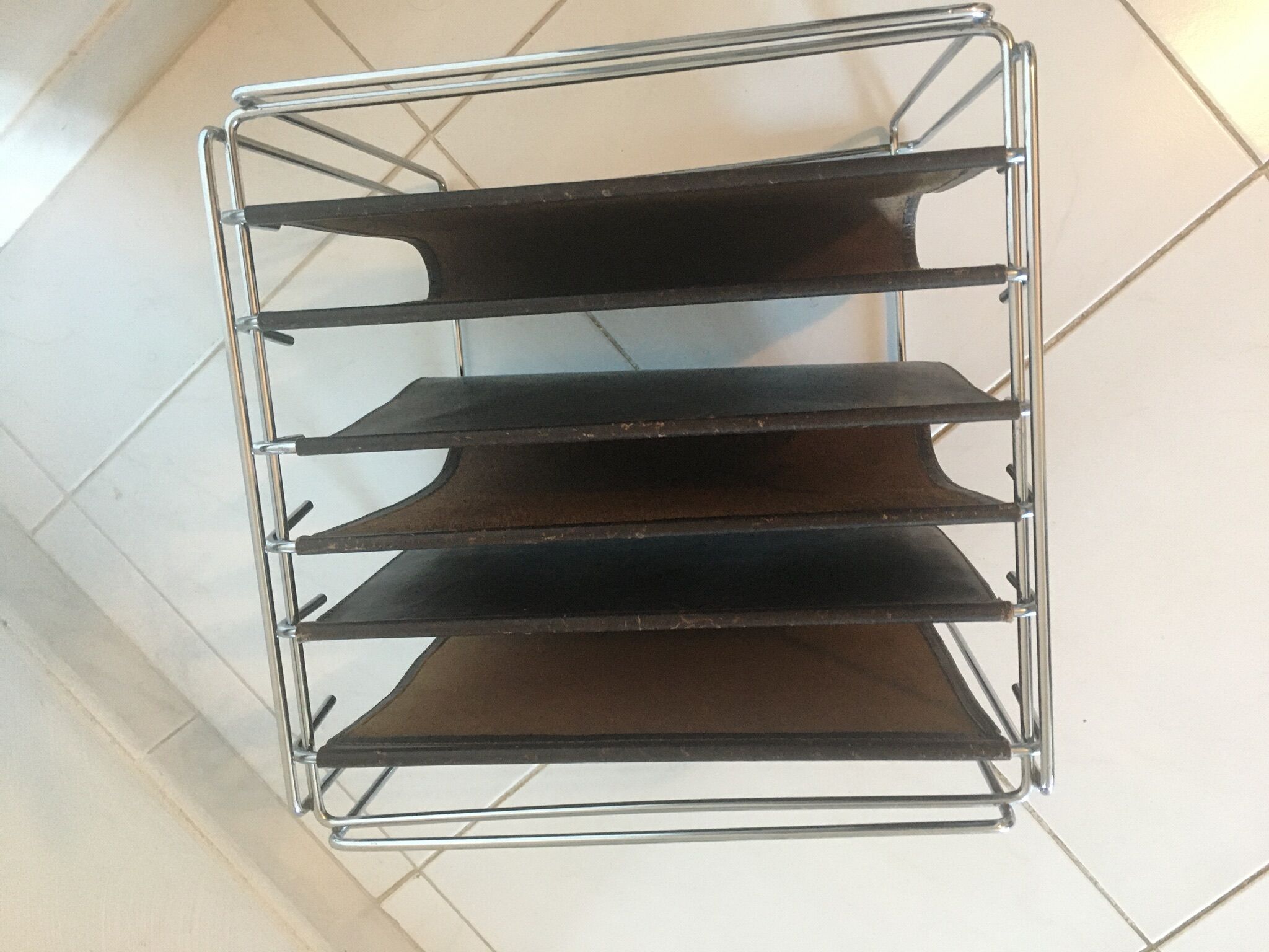 Design magazine rack Gerard Rignault edited by Group SA