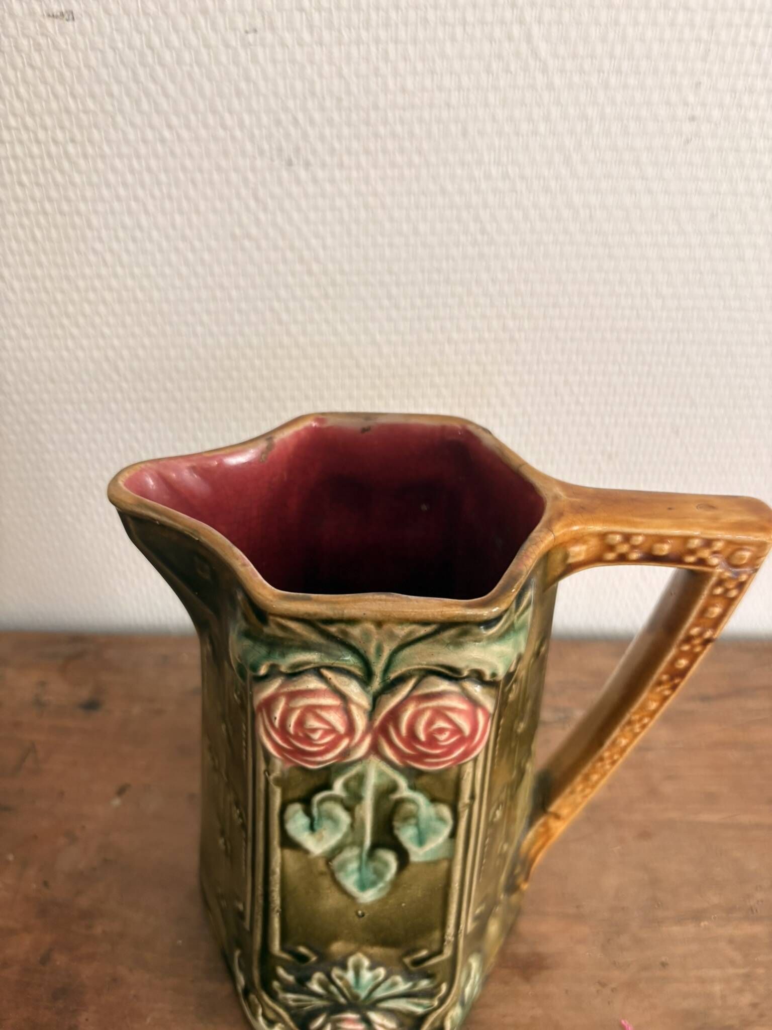 Ancien Pichet Carafe Faïence Céramique Barbotine Onnaing Vert Rose Fleurs