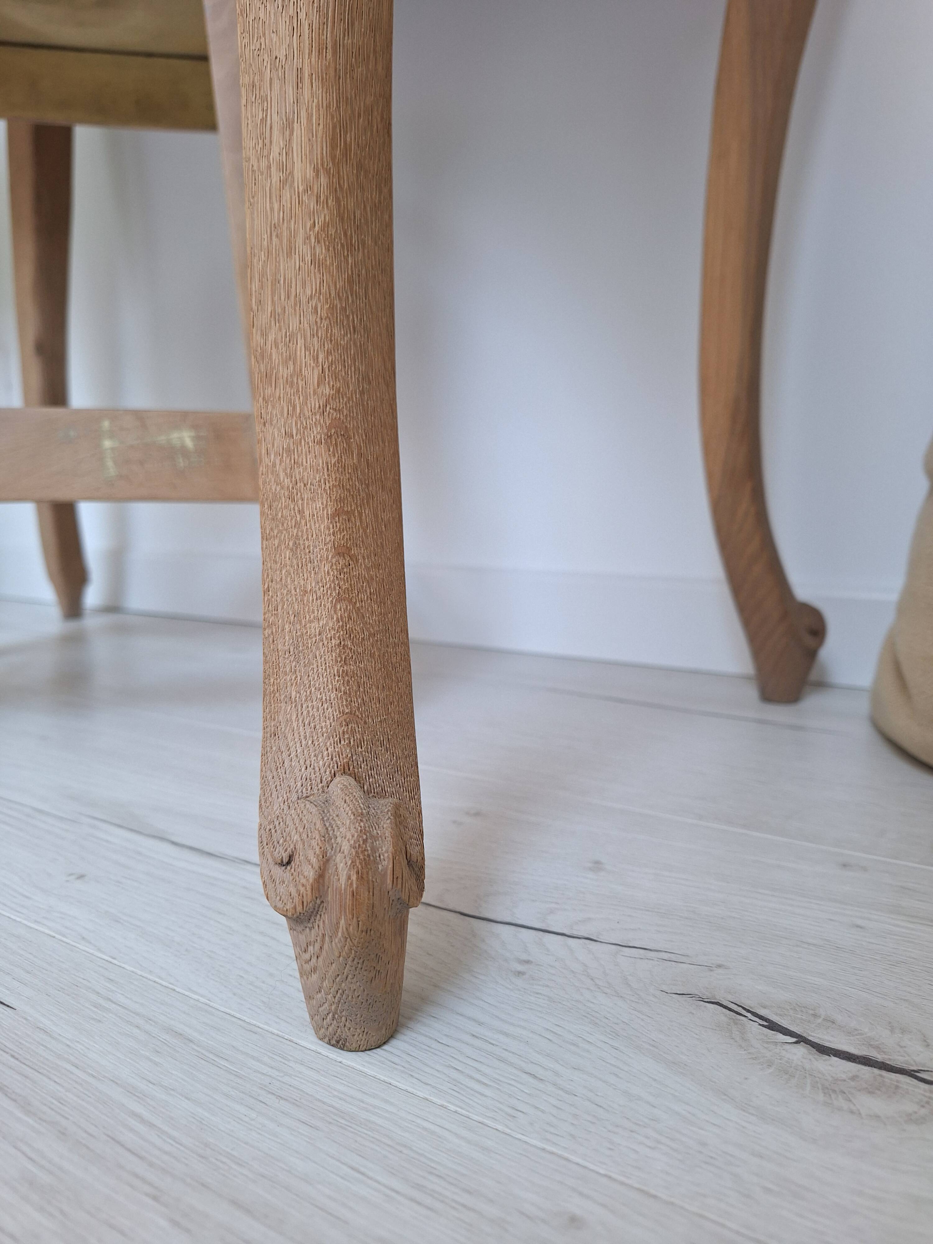 Occasional table, antique desk in solid oak in Louis XV style.