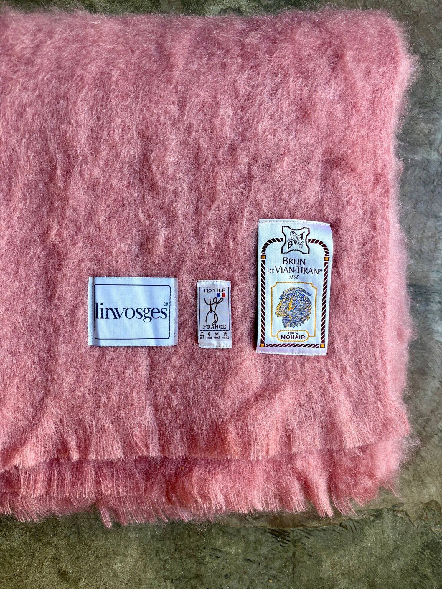Plaid, blanket linvosges in pink mohair ☐ 180 x 240 cm