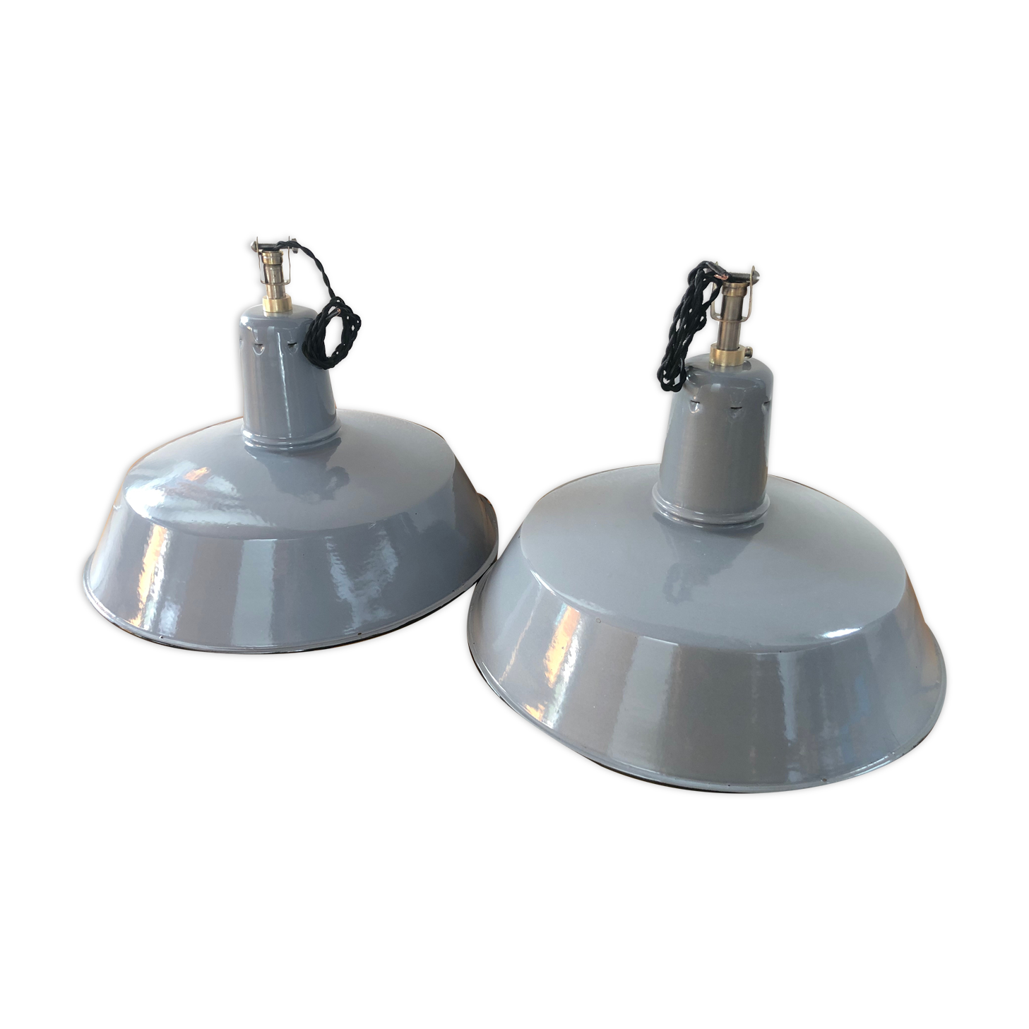 Pair of factory enamelled suspension lamp
