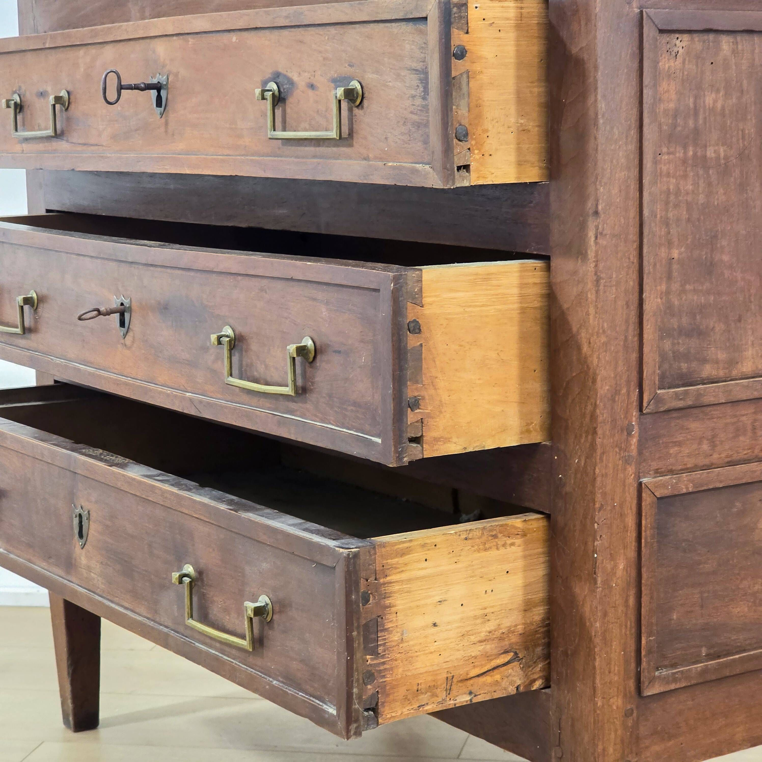 Solid wood commode in Louis XVI style / late 18th century