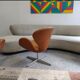 Pair Arne Jacobsen Swan chairs by Fritz Hansen