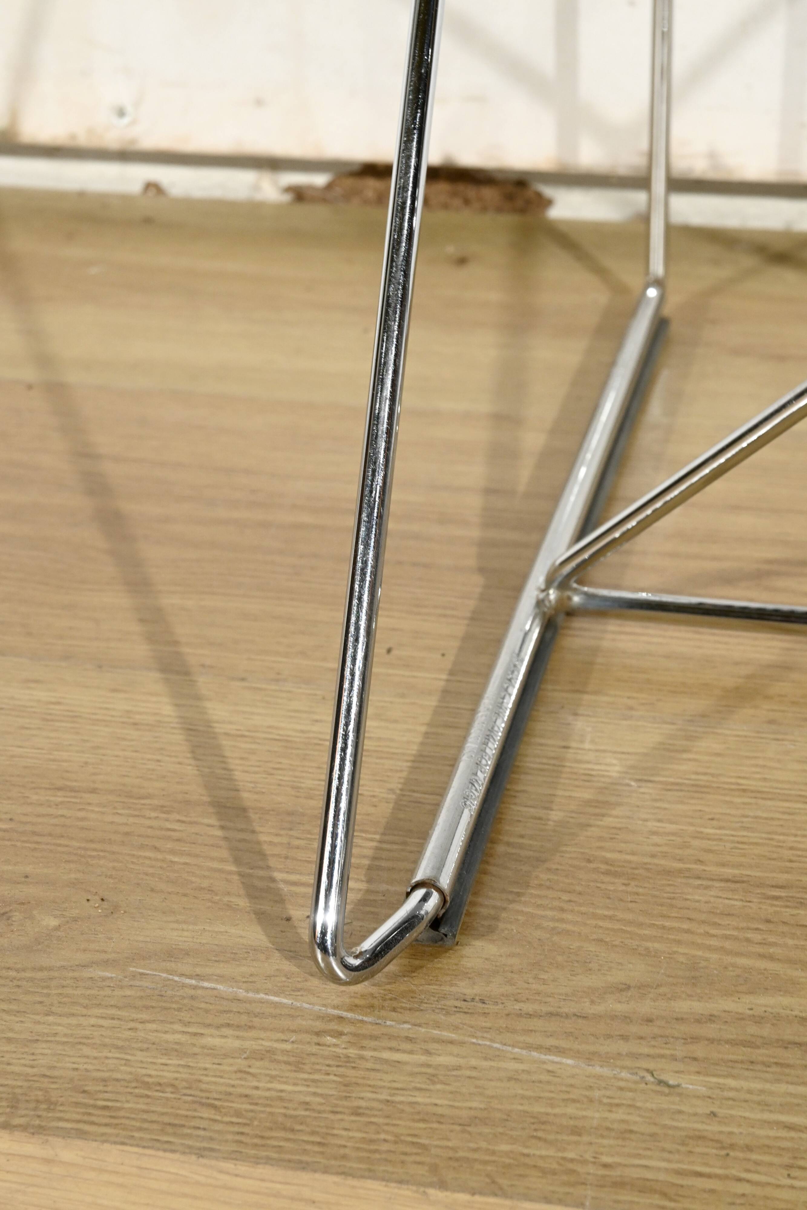 Suite of 5 Nuova X Line Omli Chairs for Magis, by Niels Joergen Haugesen – 1980