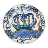 Iznik dish caravel decoration mid-20th century CB marking