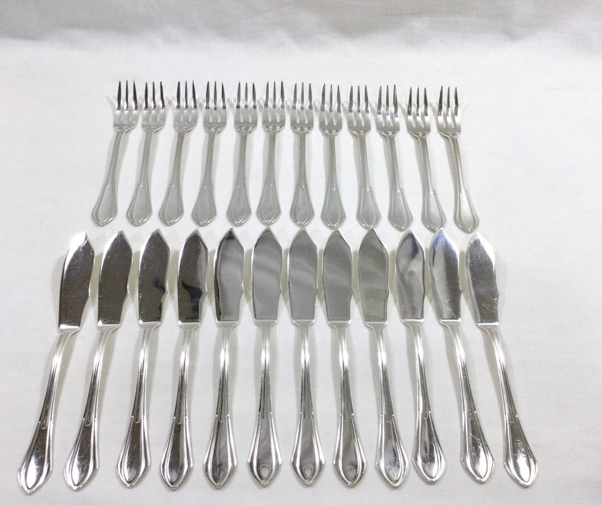 Sfam - 12 Art Deco Fish Cutlery