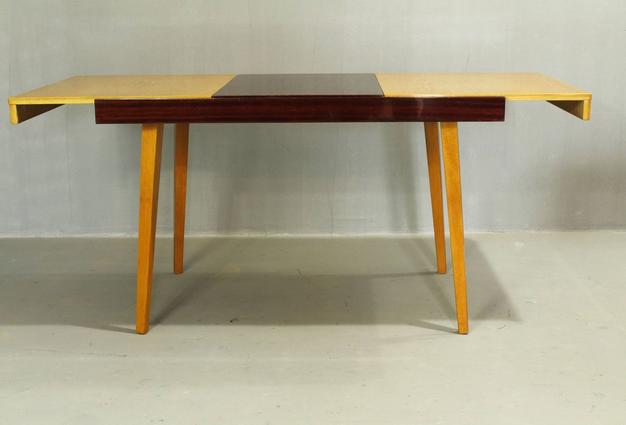 Vintage Jitona Extendable Dining Table, 1960