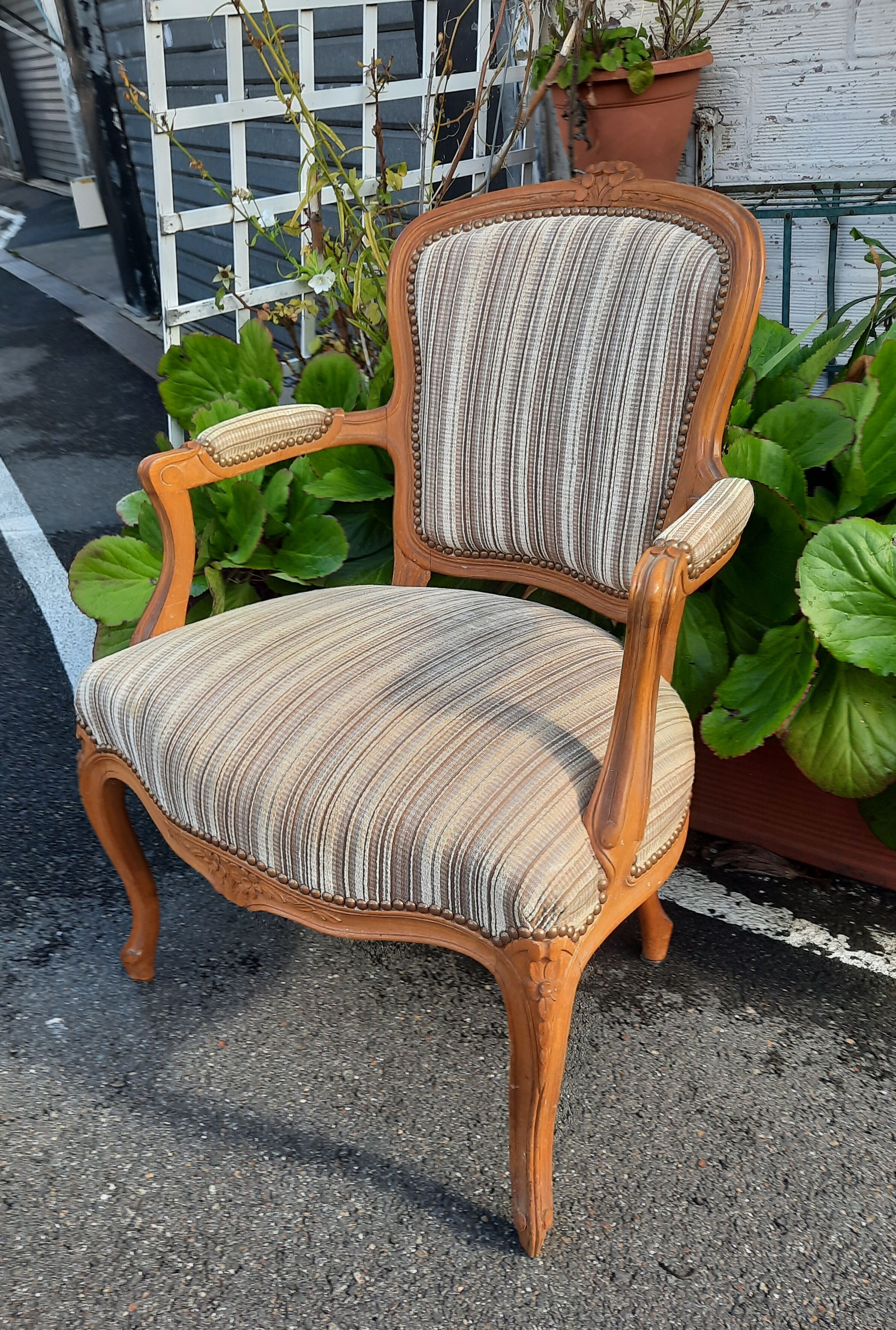 Fauteuil de style Louis XV
