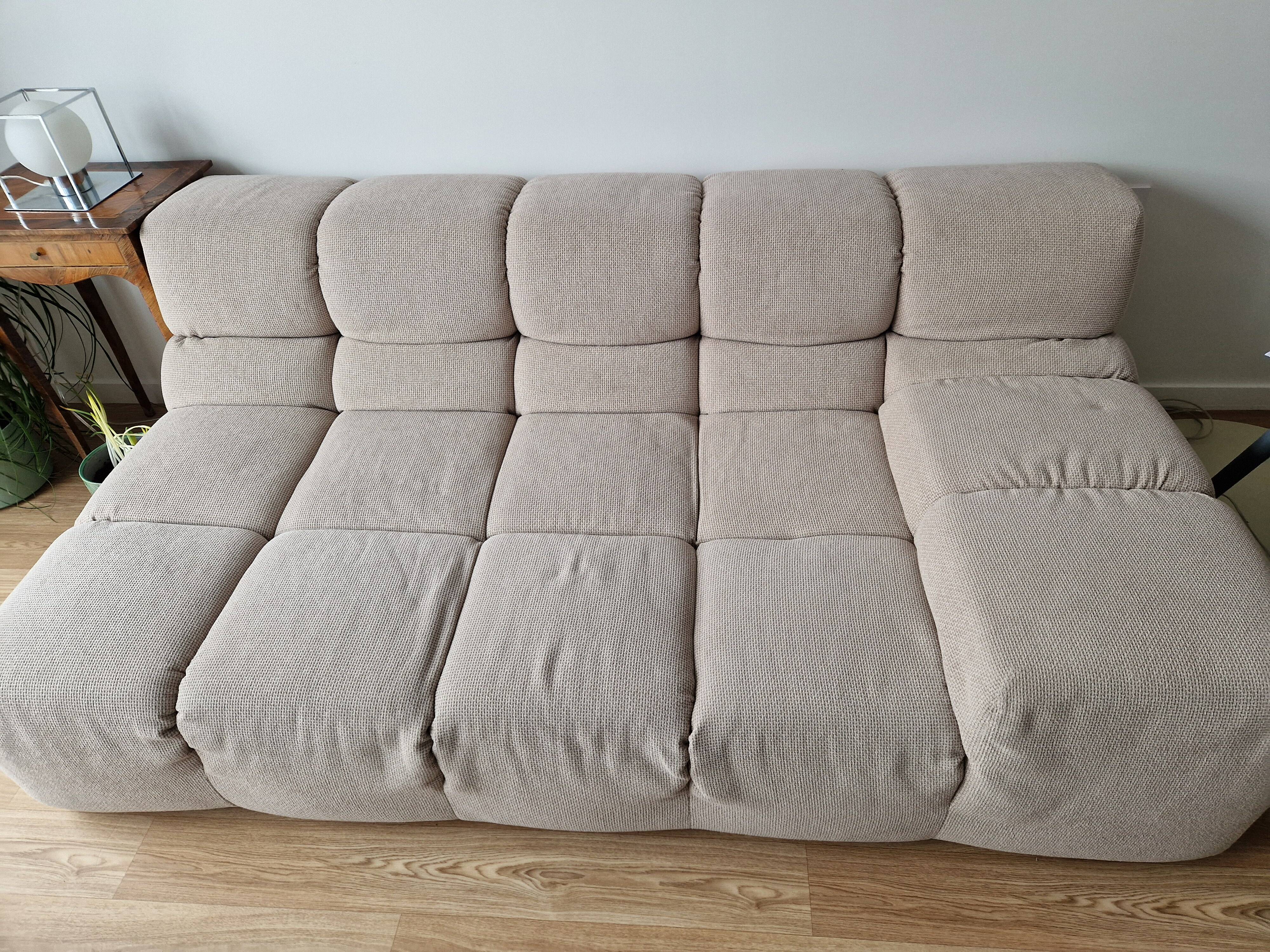 “Tufty Time” sofa by Patricia Urquiola for B&B Italia