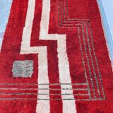 Modern Moroccan rug in red wool with geometric lines 150/250cm