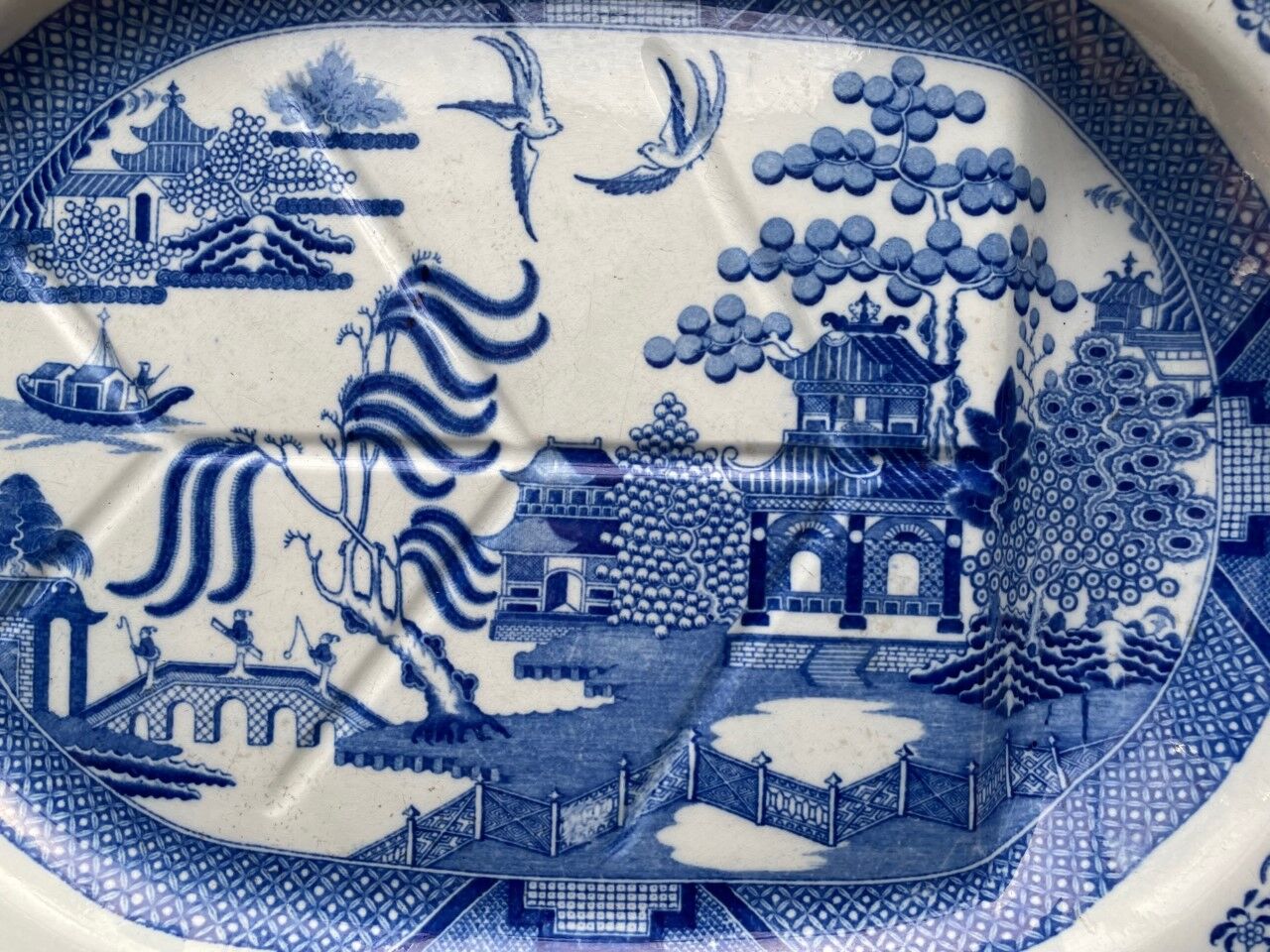 Plat de transfert anglais du XIXème siècle Saule Bleu