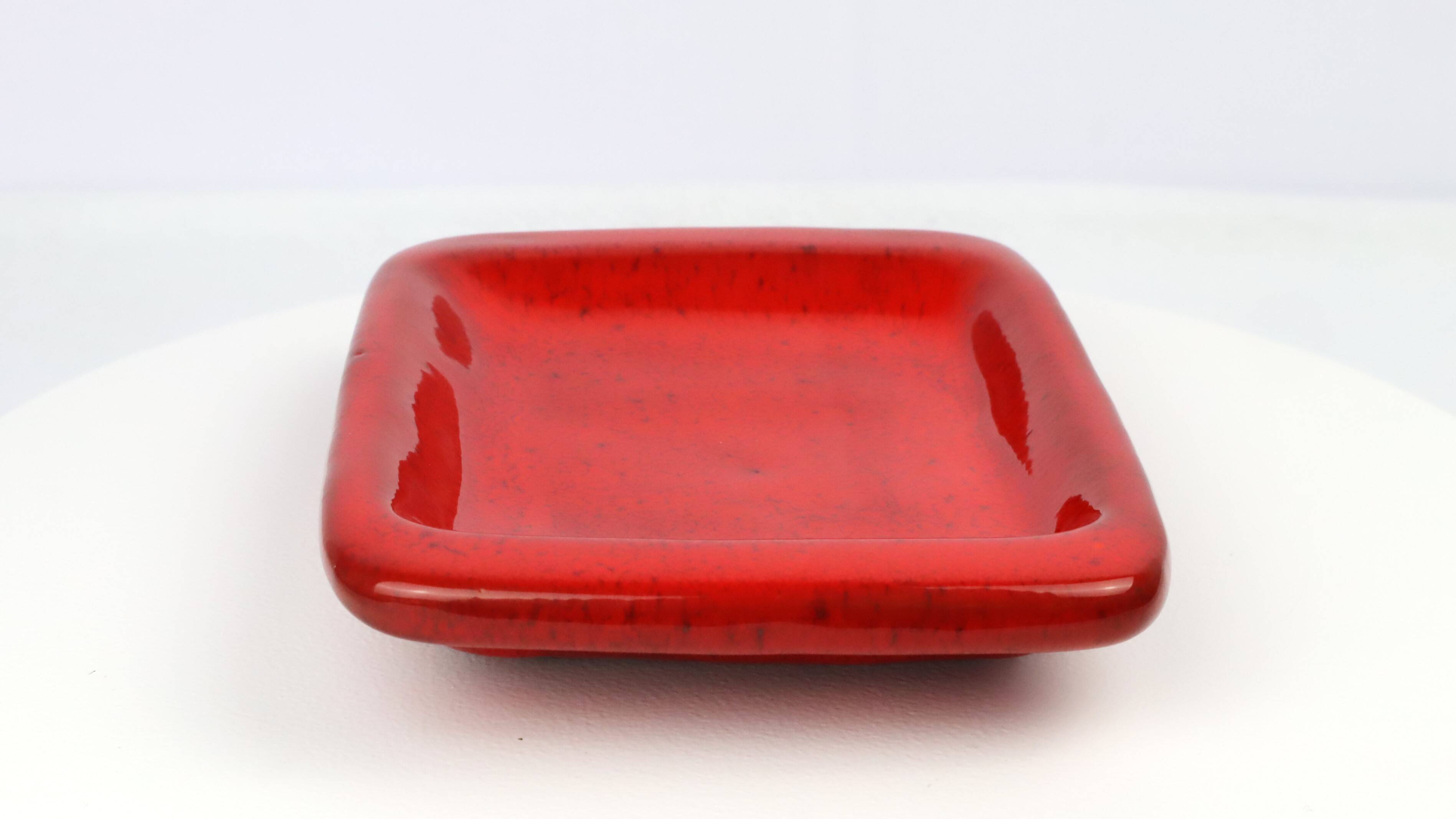 Cloutier ceramic pocket emptier 1960