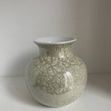 Set of 18 decorative items