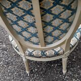 Paire de fauteuils médaillons Louis XVI