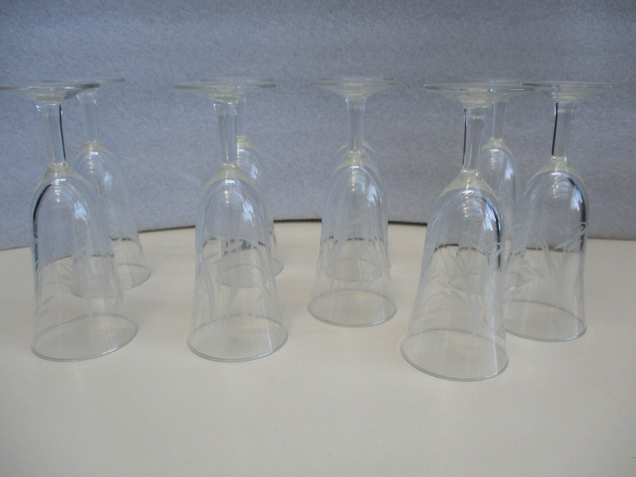 Flûtes à champagne, forme tulipe , verre gravé, lot de 9 Selency
