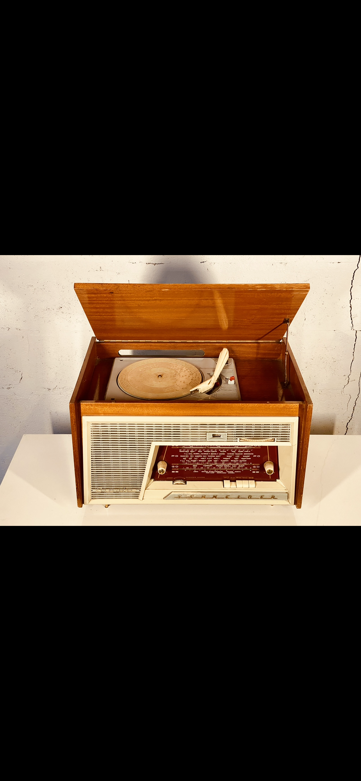 Radio Schneider