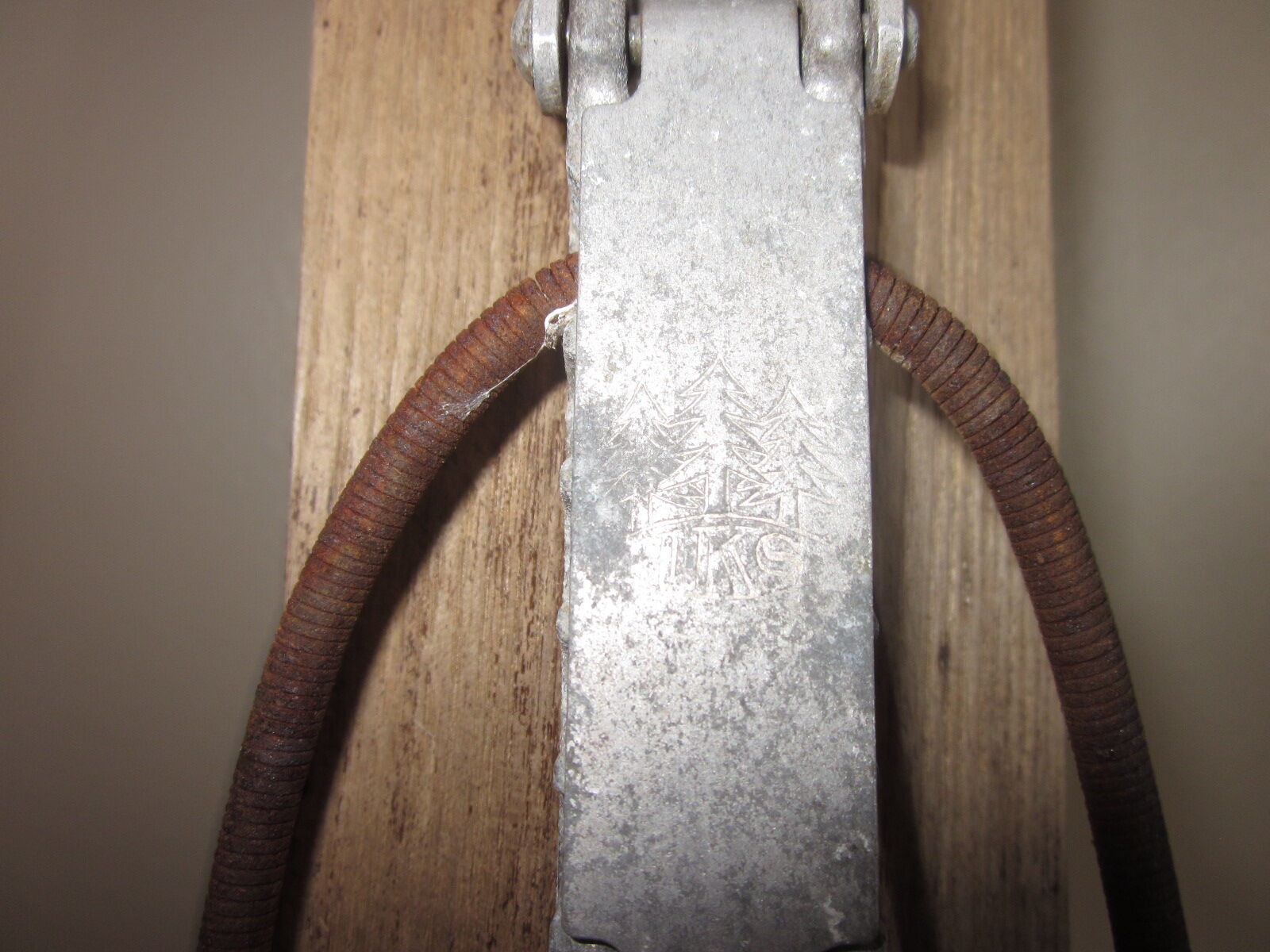 Paire de ski ancien en bois