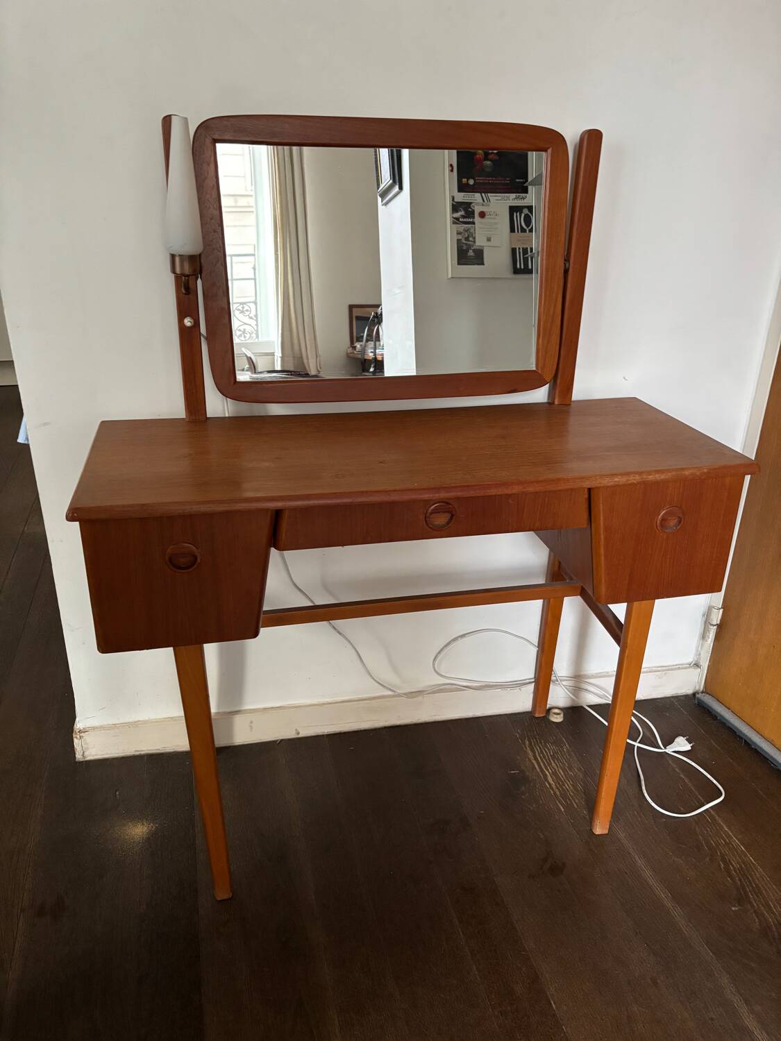 Coiffeuse en teck design danois