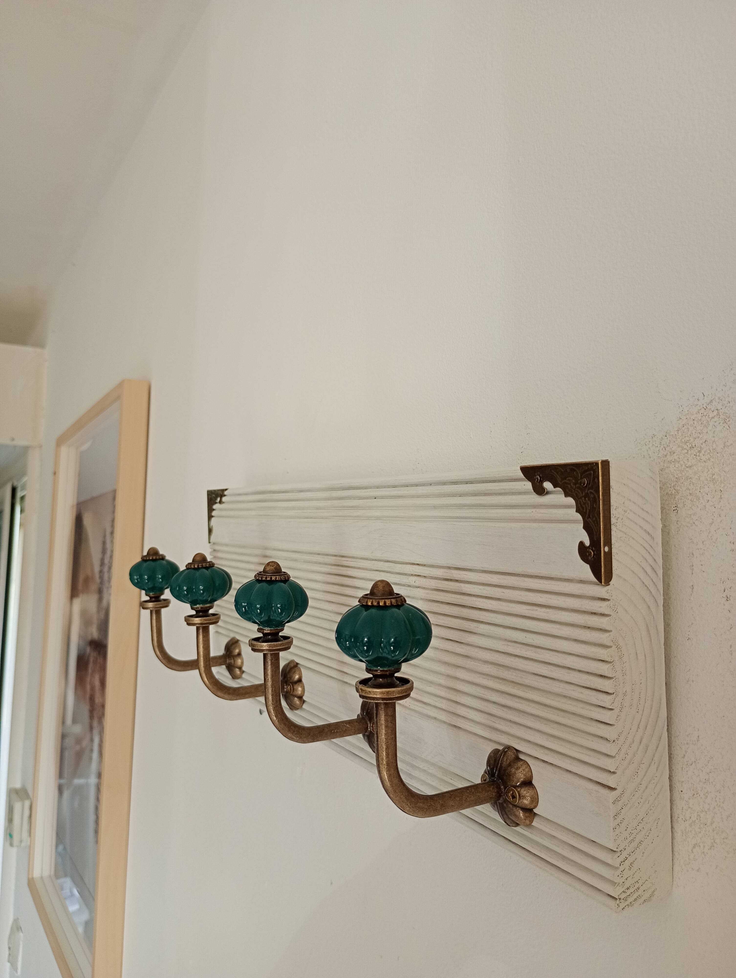 Wall-mounted coat rack in bleached wood and emerald green ceramic hooks –