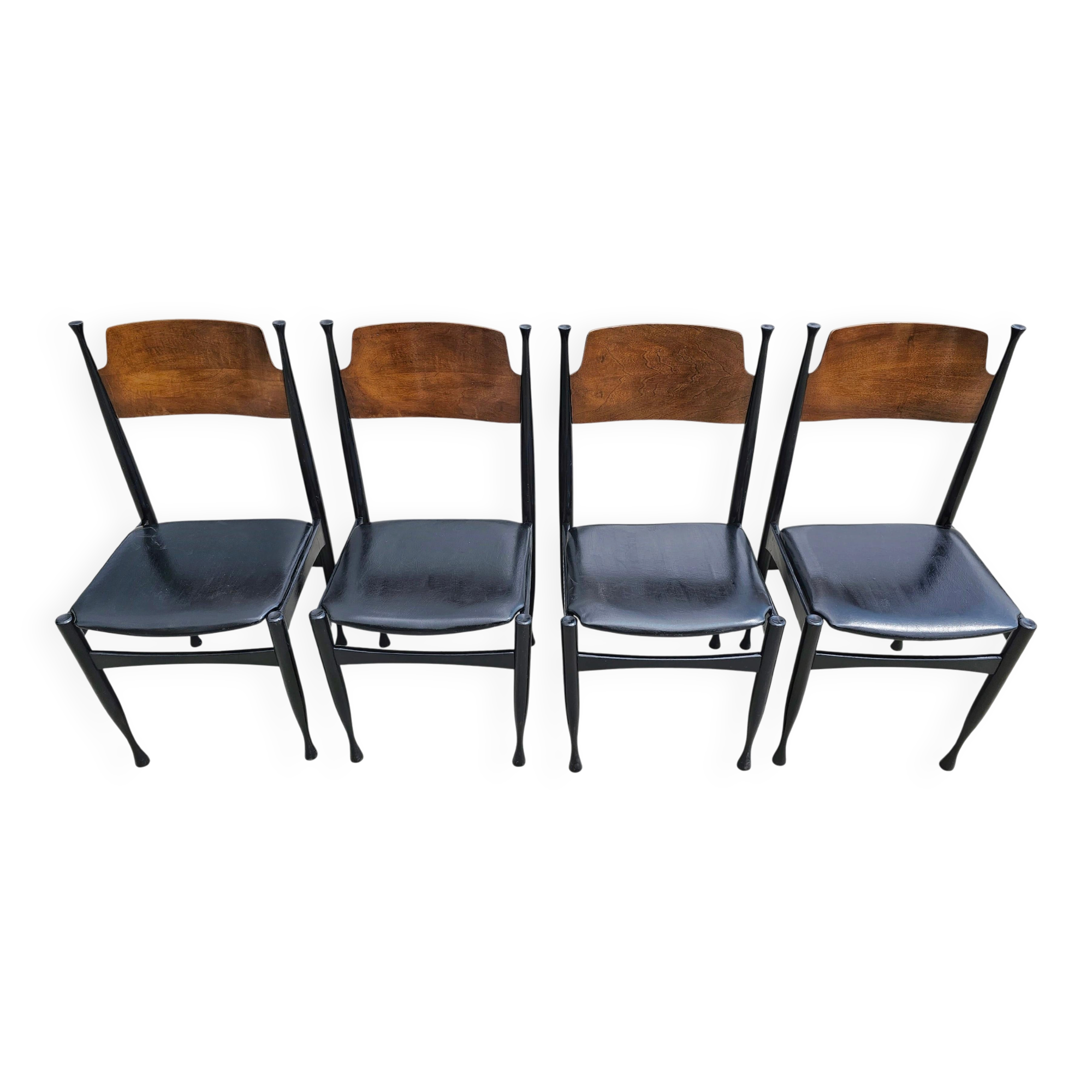 Set of 4 Mid-Century dining chairs by Paolo Buffa, 1960s.
