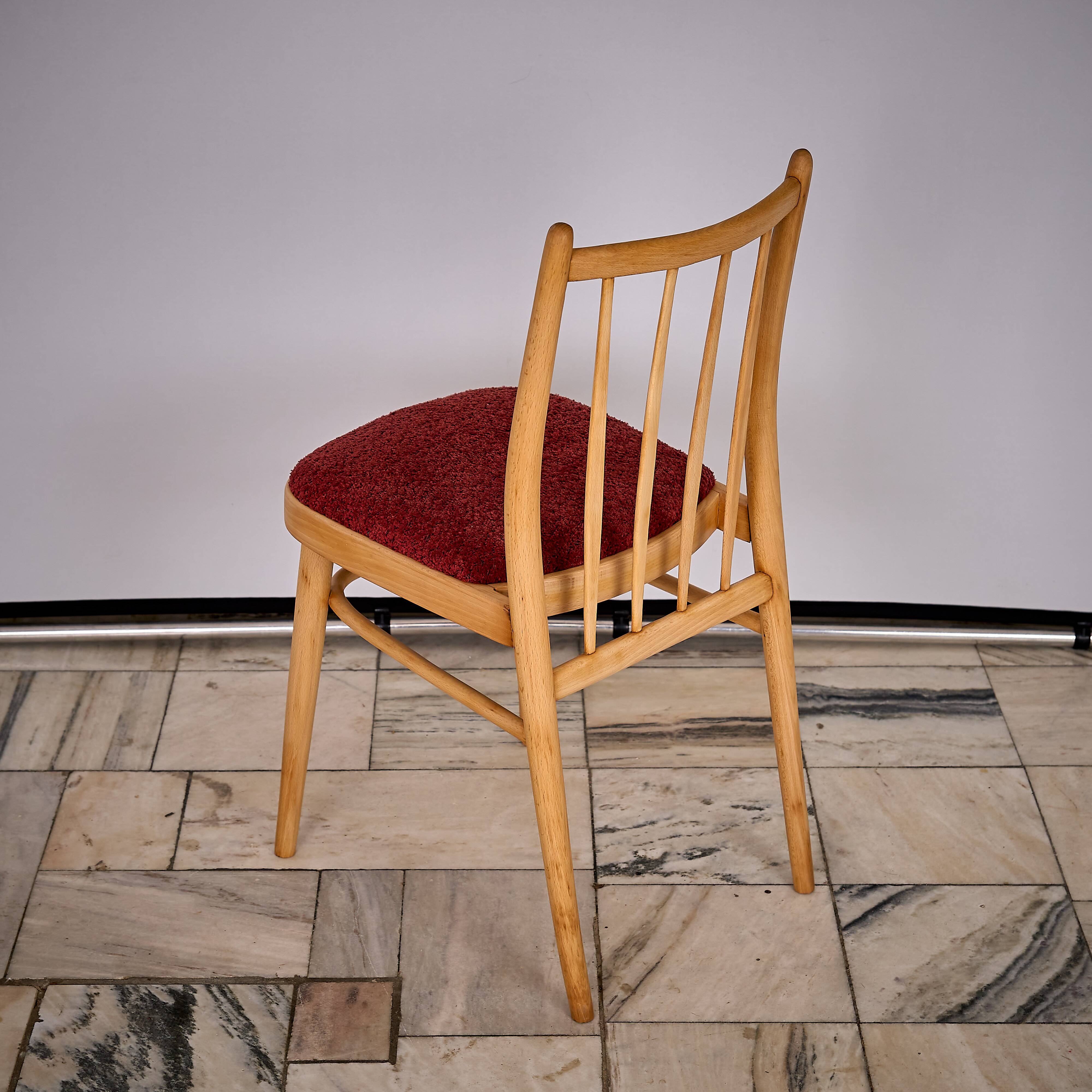 Ensemble de 3 chaises emblématiques de F. Jirak et A. Suman pour Tatra Tchécoslovaquie, 1