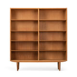 Danish Design Oak Bookcase by Hundevad, 1960s