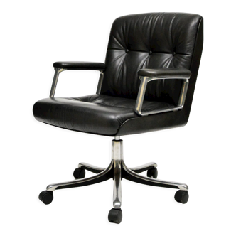 P126 armchair Osvaldo Borsani for Tecno 1966
