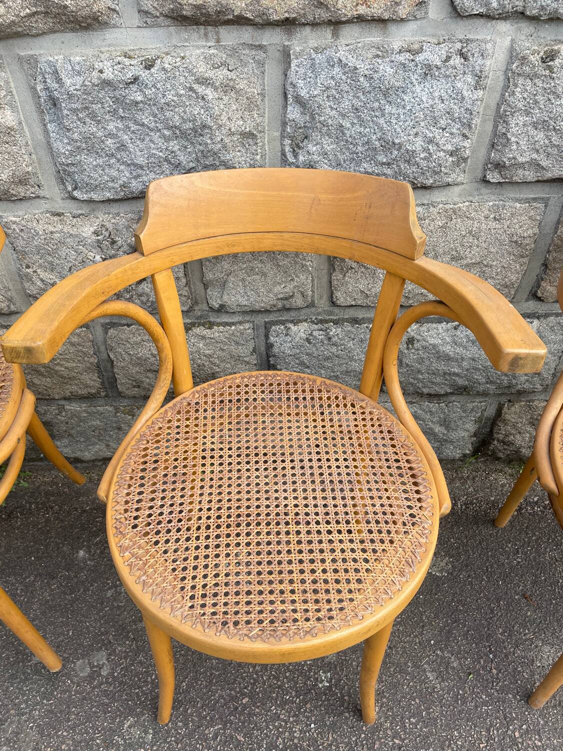 Lot de 4 chaises cannées