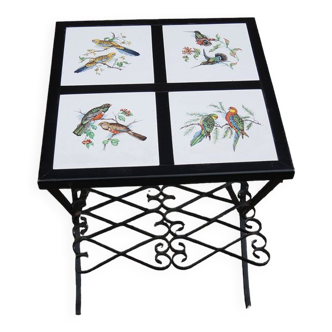 Wrought iron pedestal table & earthenware bird decoration